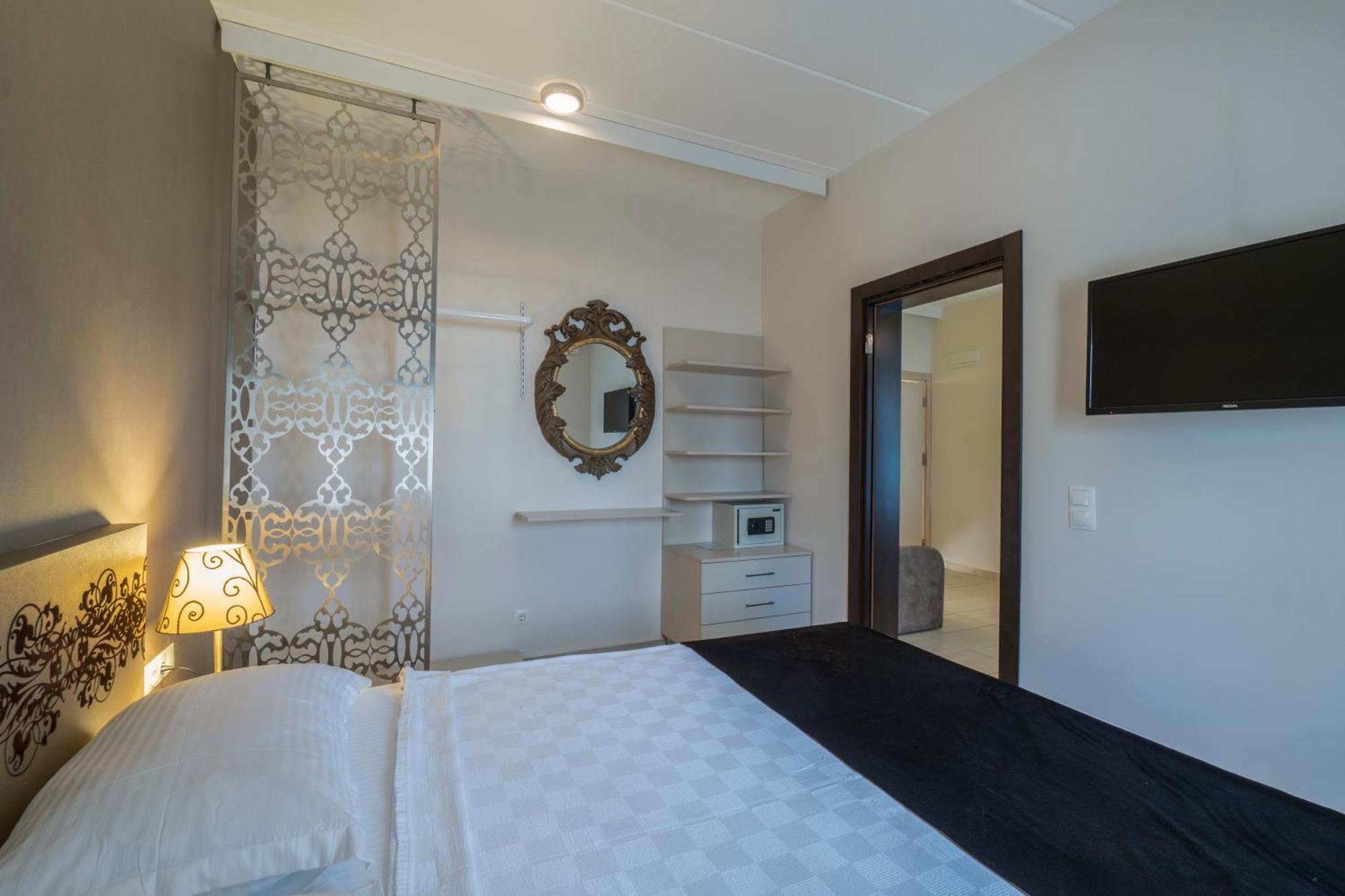 Babana Hotel Голтуркбуку Екстериор снимка
